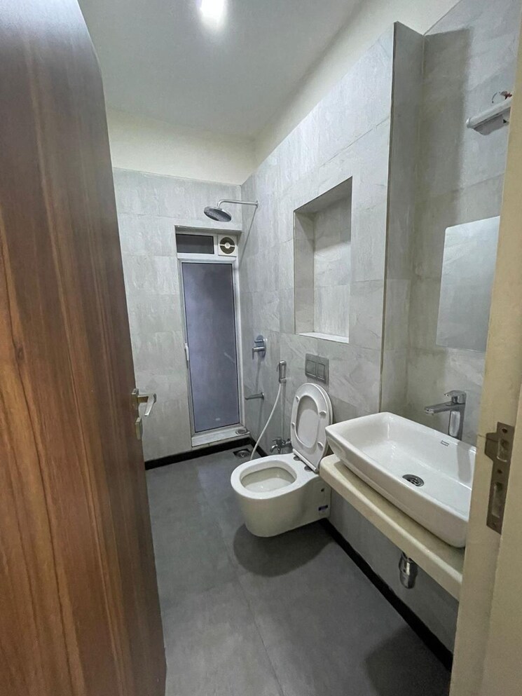 Bathroom, tridhaatu-prarambh 1 Bedroom 483 Sq.Ft. Apartment In Chembur Mumbai 7989025