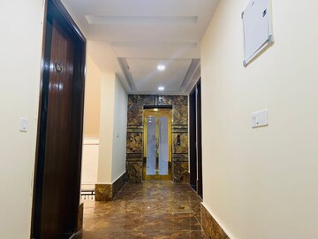 Building Lobby in 1 RK Apartment at Palm Residency Chhatarpur, Chattarpur – for Rent