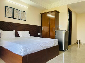 Master Bedroom in 1 RK Apartment at Palm Residency Chhatarpur, Chattarpur – for Rent