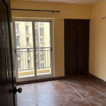 Room in 3 BHK Apartment at Aditya City Apartments, Shahpur Bamheta – for Rent