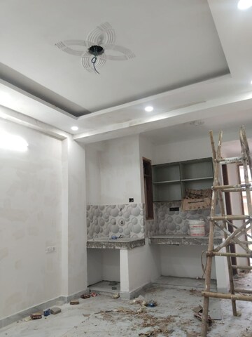 Master Bedroom in 1 BHK Apartment at Palm Residency Chhatarpur, Chattarpur – for Rent
