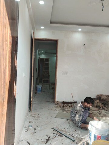 Room in 1 BHK Apartment at Palm Residency Chhatarpur, Chattarpur – for Rent