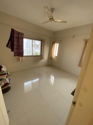 Room in 2 BHK Apartment at Rajendra Nagar – for Sale