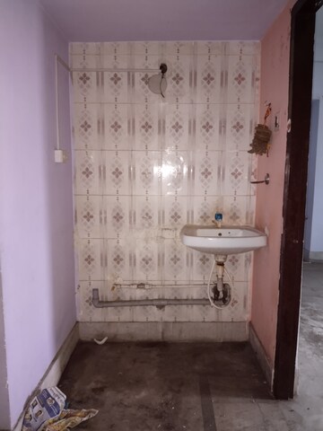 Bathroom in 3 BHK Apartment at Baguiati – for Rent