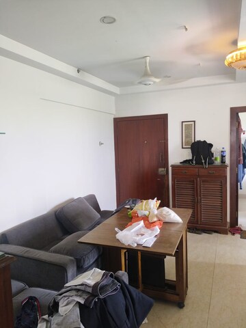 Bedroom in 2.5 BHK Apartment at Hubtown Hillcrest, Andheri East – for Rent
