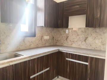 2 BHK Builder Floor For Rent in Saket