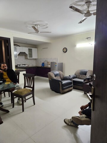 1 BHK Apartment For Rent in Palm Residency Chhatarpur, Chattarpur