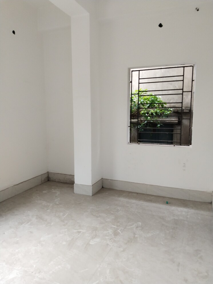 Room, lake town 2 Bedroom 550 Sq.Ft. Apartment In Lake Town Kolkata 7989430