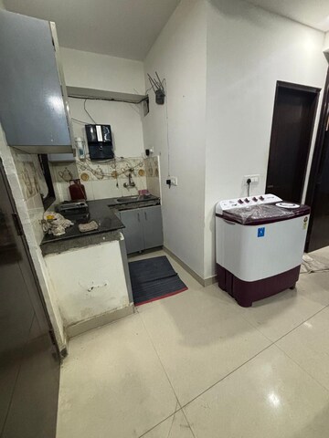 Master Bedroom in 1 BHK Apartment at Palm Residency Chhatarpur, Chattarpur – for Rent