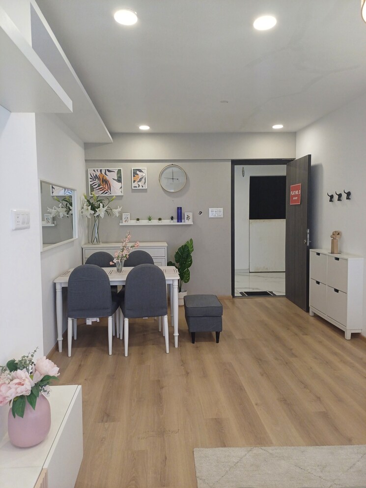 Master Bedroom, dev-leo-tower 2 Bedroom 670 Sq.Ft. Apartment In Oshiwara Mumbai 7989505