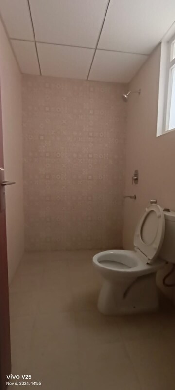 Bathroom in 3 BHK Apartment at Century Breeze, Jakkuru – for Rent