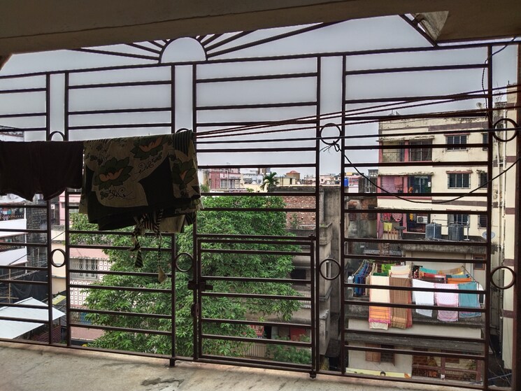 Balcony, baguiati 2 Bedroom 945 Sq.Ft. Apartment In Baguiati Kolkata 7989597