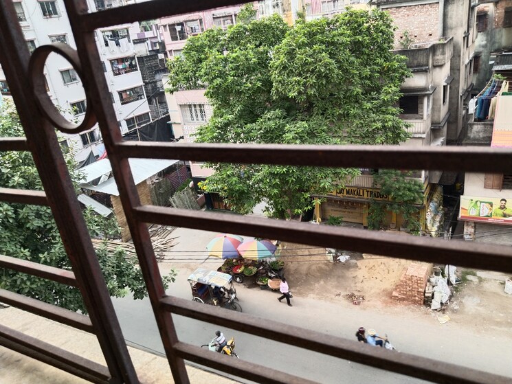 Balcony, baguiati 2 Bedroom 945 Sq.Ft. Apartment In Baguiati Kolkata 7989597