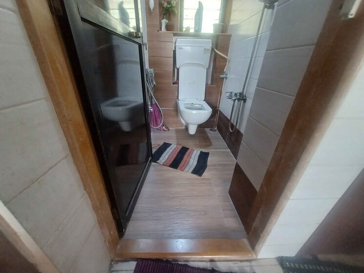 Bathroom, kasturi-apartment-chembur 1 Bedroom 655 Sq.Ft. Apartment In Chembur Mumbai 7989578