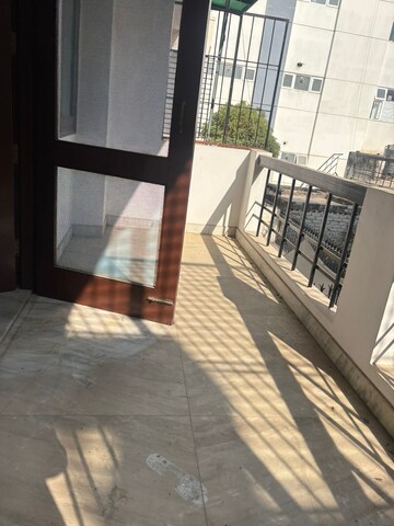 Balcony in 2 BHK Apartment at Sewri – for Rent