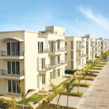 4 BHK Builder Floor – Exterior View View at BPTP Amstoria Country Floor, Sector 102 - for Sale
