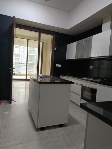 Kitchen in 4 BHK Apartment at M3M Golf Estate, Sector 65 – for Rent