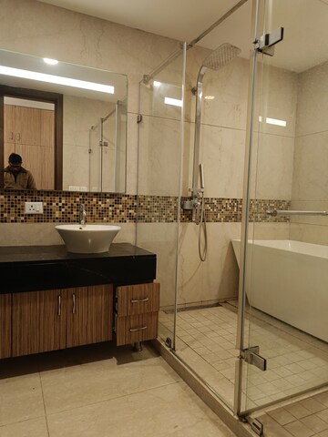 Kitchen in 4 BHK Apartment at M3M Golf Estate, Sector 65 – for Rent