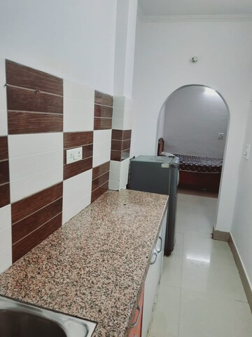 Bathroom in 1 BHK Builder Floor at DLF City Phase III, Sector 24 – for Rent
