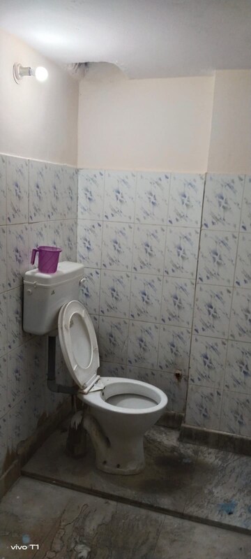 Bathroom in 1 BHK Builder Floor at Laxmi Nagar – for Rent