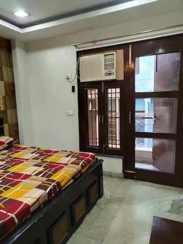 Bedroom in 4 BHK Builder Floor at Nirman Vihar – for Rent