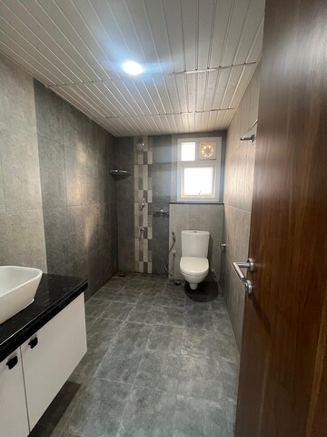 Bathroom in 3.5 BHK Apartment at Prestige Tranquil, Kokapet – for Rent