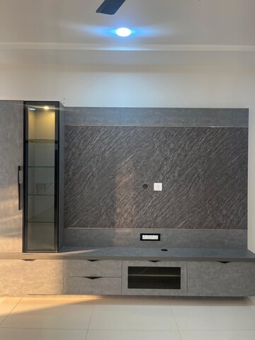 Room in 3.5 BHK Apartment at Prestige Tranquil, Kokapet – for Rent