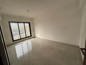 Master Bedroom in 2 BHK Apartment at Shree Sai Marble Heights, Dahisar East – for Rent