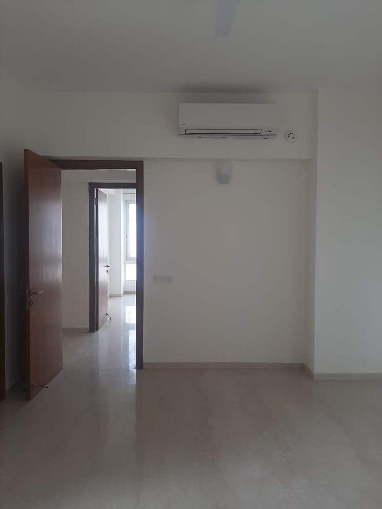 Room, pioneer-park-presidia 3 Bedroom 2595 Sq.Ft. Apartment In Sector 62 Gurgaon 7990129