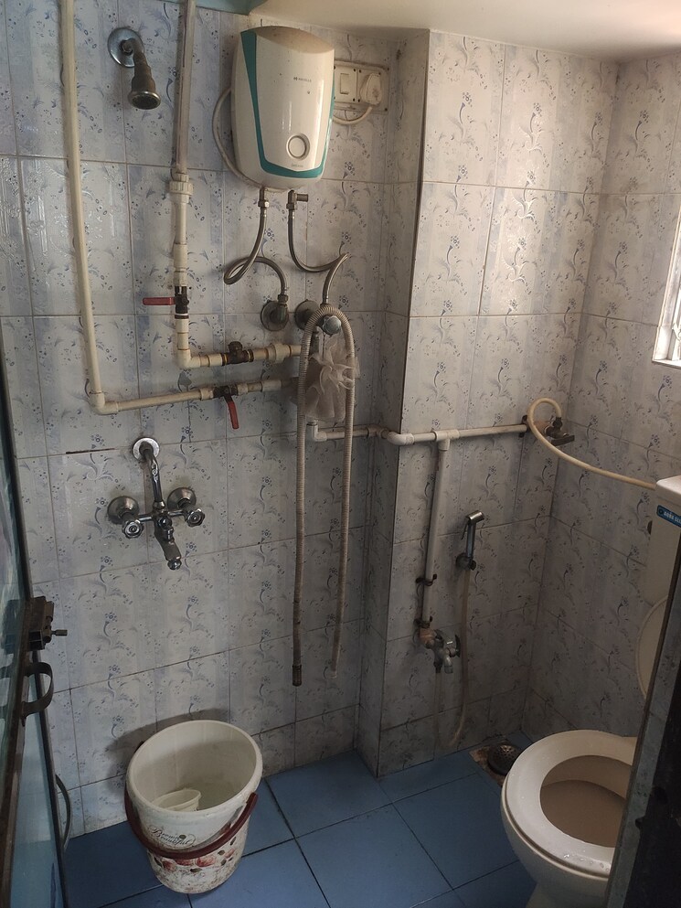 Bathroom, gorai-gaurav-chs 1 Bedroom 422 Sq.Ft. Apartment In Gorai Mumbai 7990153