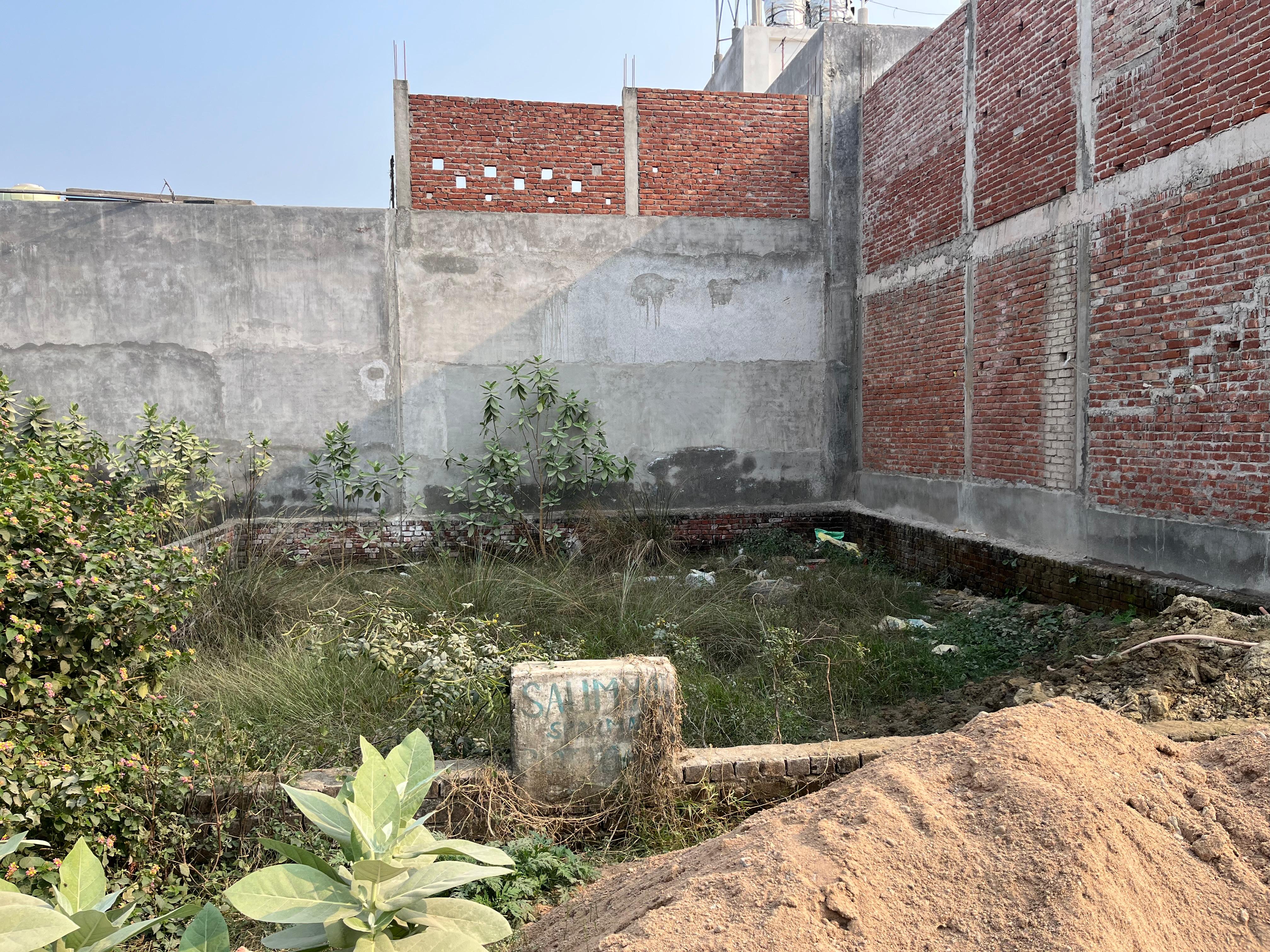 Plot For Sale in Abc Colony Eldeco 