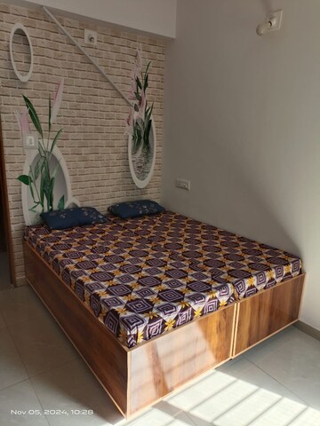 Bedroom in 2 BHK Apartment at Vejalpur – for Rent