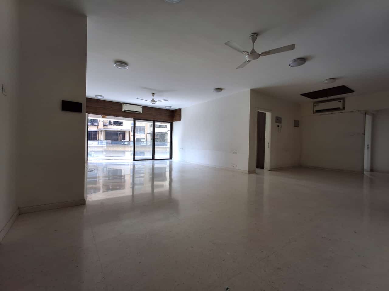 3 BHK + Pooja Room 1236 Sq.Ft. Apartment in Rustomjee Seasons