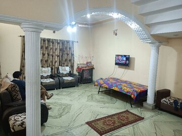 Living Room in 2 BHK Builder Floor at Rajpur Road – for Rent