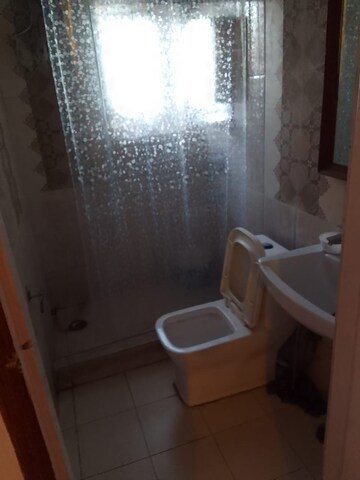 Bathroom in 2 BHK Builder Floor at Jangpura – for Rent
