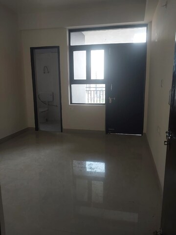 Room in 3 BHK Apartment at Amolik Sankalp, Sector 85 – for Rent
