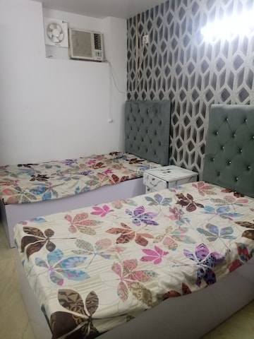 Studio Apartment For Rent in Ramesh Nagar Delhi  7990490