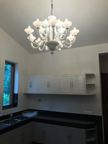Furnished Amenities in 3 BHK Builder Floor at Safdarjung Development Area – for Rent