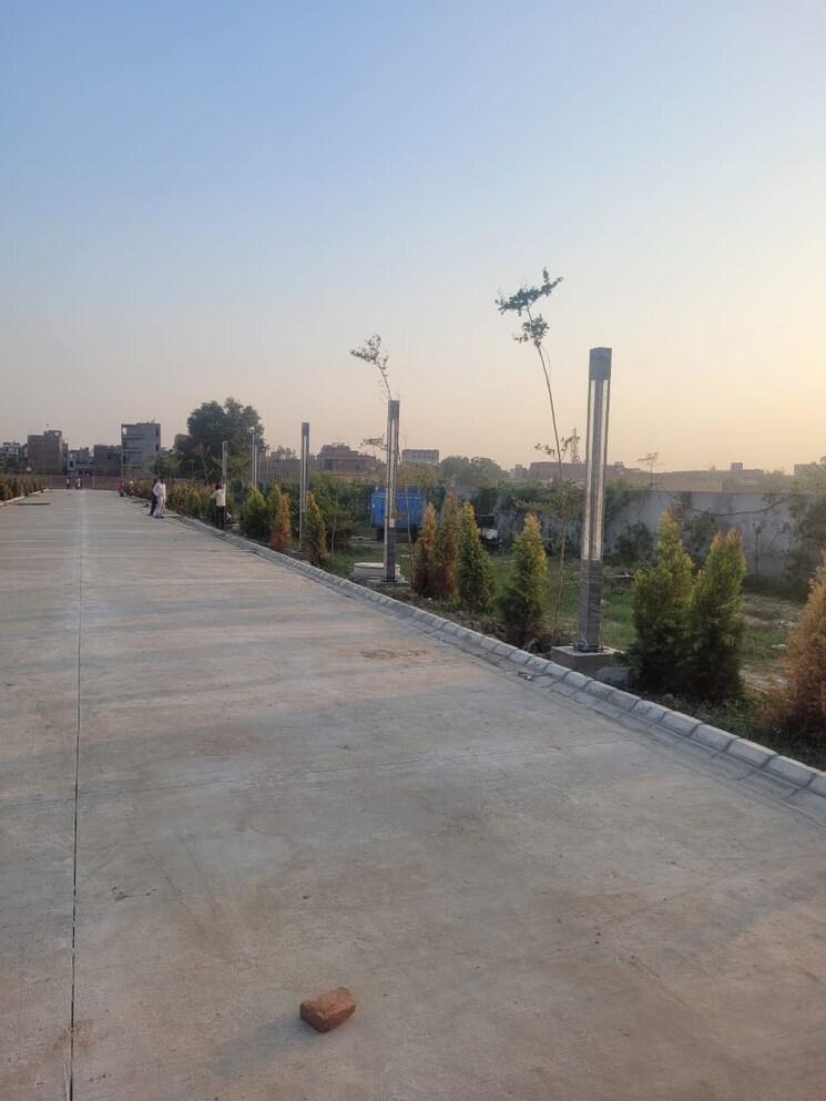 Garden, sudarshan-amrit-homes  500 Sq.Yd. Plot In Sector 88 Faridabad 7990533