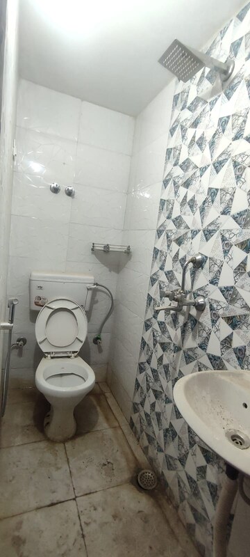 Bathroom in 3 BHK Builder Floor at Safdarjung Development Area – for Rent
