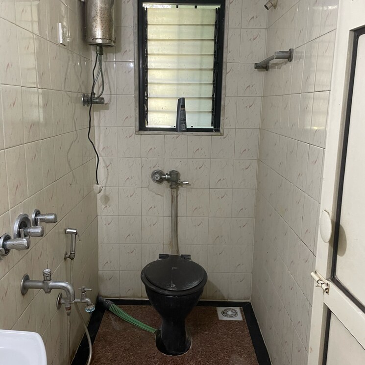 Bathroom, shree-sai-usha-complex 2 Bedroom 650 Sq.Ft. Apartment In Kukreja Mumbai 7990555