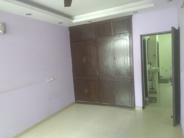Room in 2 BHK Builder Floor at East Of Kailash – for Rent