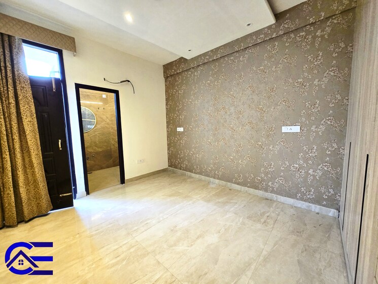 Room, sector 20 3 Bedroom 1554 Sq.Ft. Apartment In Sector 20 Panchkula 7990686