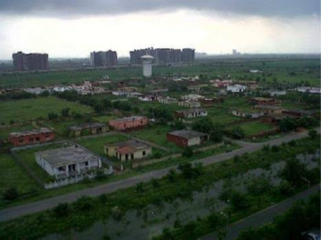  Plot – Garden View at Sector 3 Greater Noida - for Sale