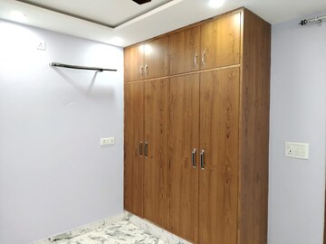 Furnished Amenities in 4 BHK Builder Floor at Sector 11 Dwarka – for Rent
