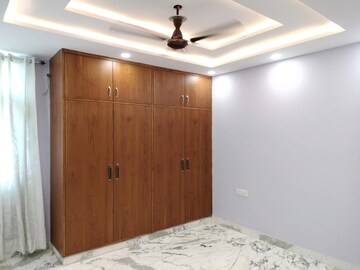 Bedroom in 4 BHK Builder Floor at Sector 11 Dwarka – for Rent