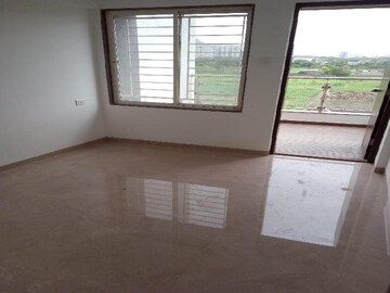 Room in 2 BHK Apartment at Venkatesh Graffiti, Keshav Nagar – for Rent