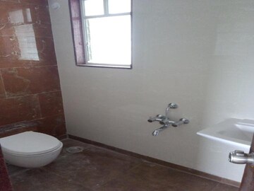 Room in 2 BHK Apartment at Venkatesh Graffiti, Keshav Nagar – for Rent