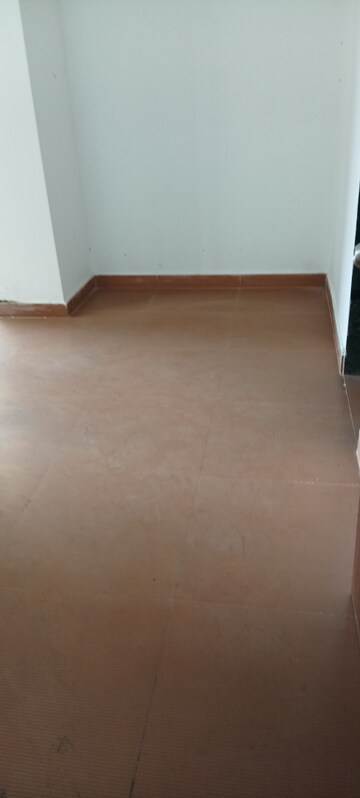 Room in 1.5 BHK Apartment at DB Realty Orchid Ozone, Dahisar East – for Sale