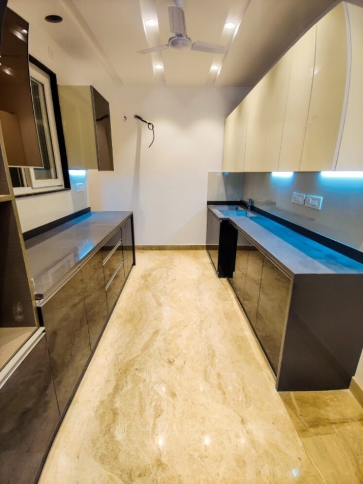 Kitchen, sector 71 3 Bedroom 1850 Sq.Ft. Builder Floor In Sector 71 Gurgaon 7990781